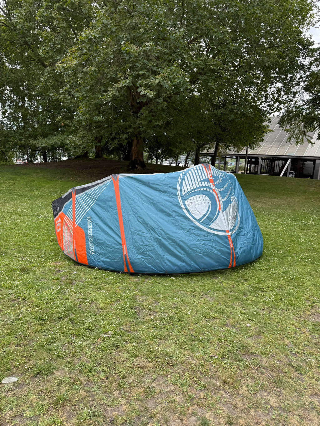 Used Cabrinna Switch Blade 10 Kite