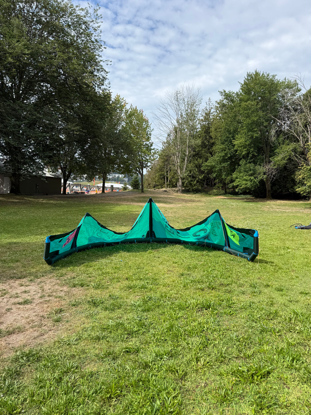 Used North Dice 13 Kite