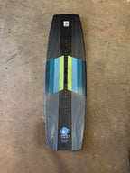 USED Slingshot Refraction w/ Bindings TwinTip