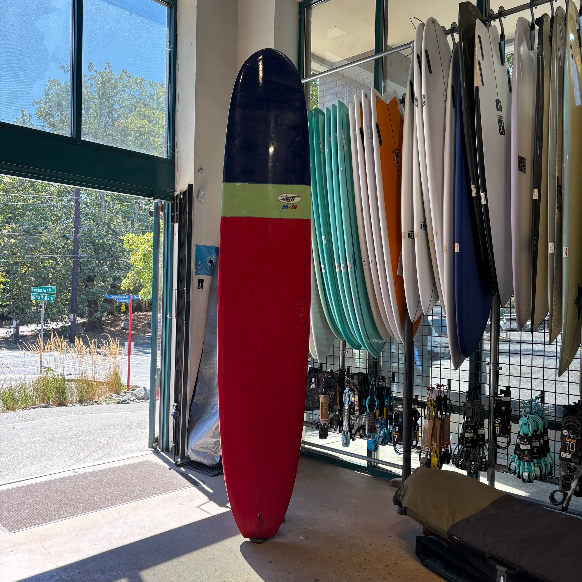 Used 9'10" Hansen Cardiff 50-50 surfboard w bag