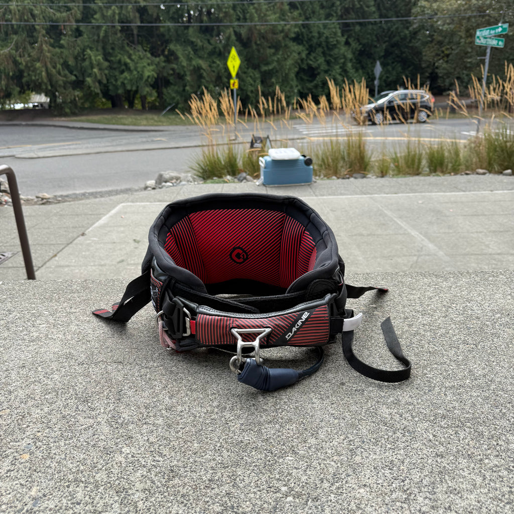 USED Dakine Harness