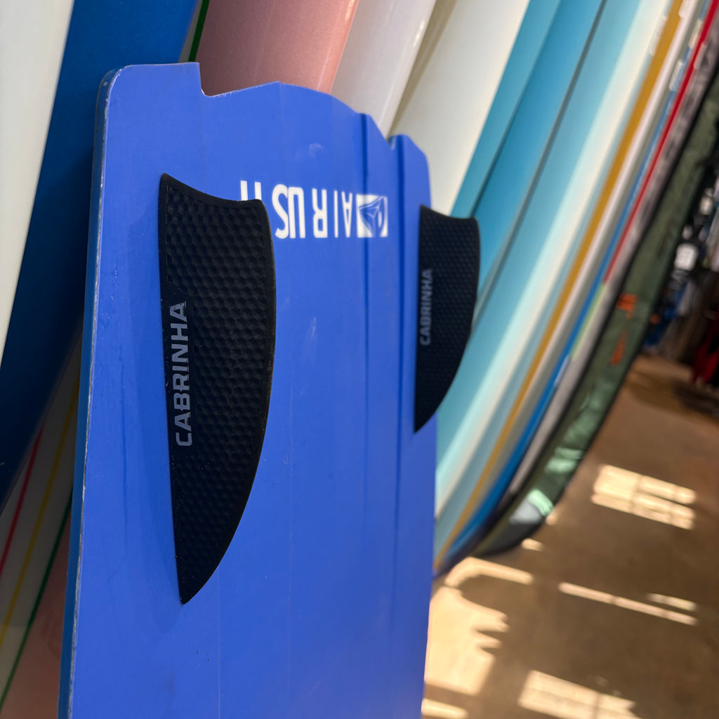 USED Airush Livewire Kiteboard 138 w bindings 2015