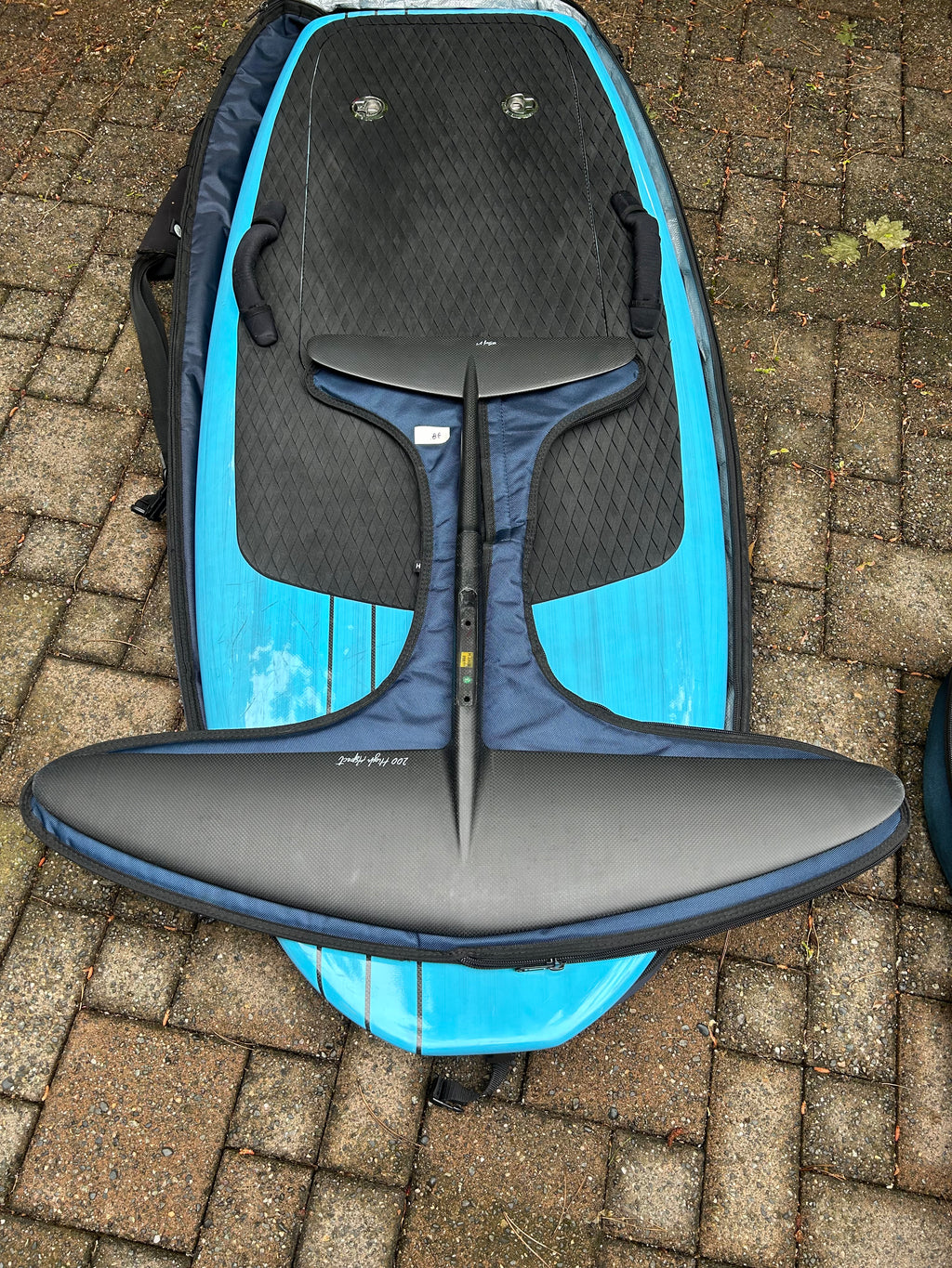 Used 5'6" Lift3 Electric Foil Board