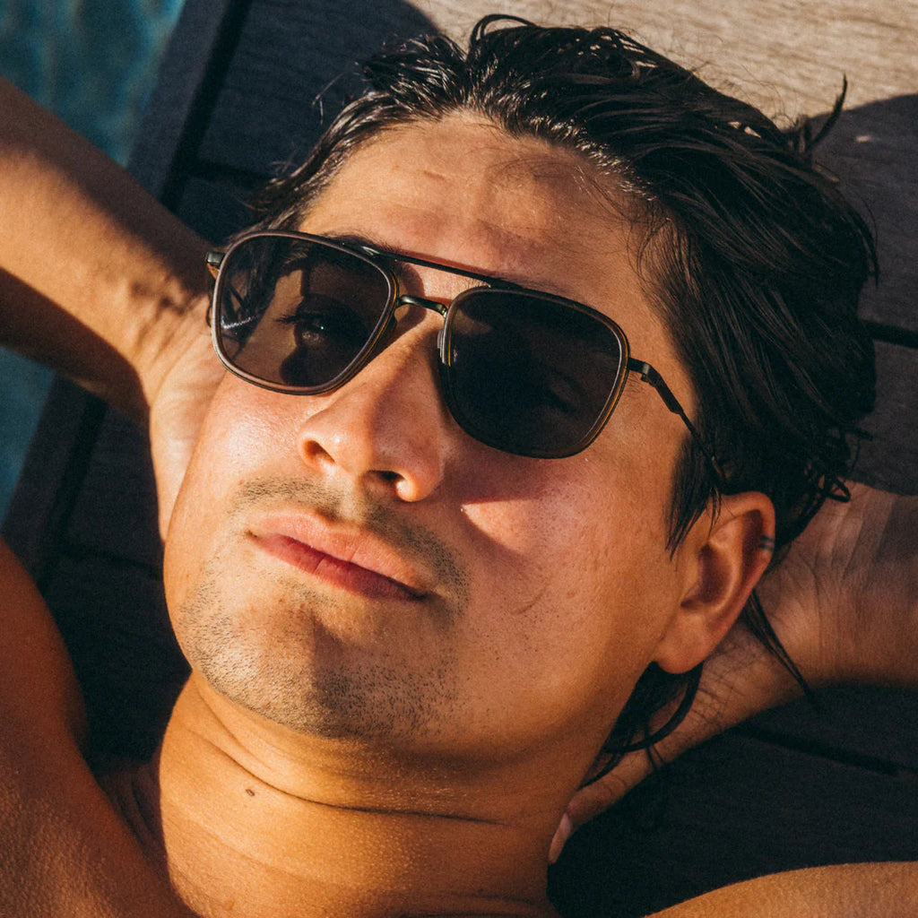 Sunski Estero