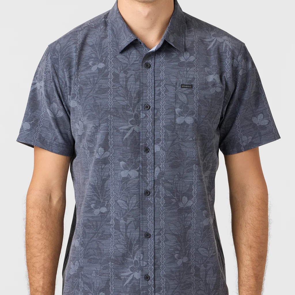 TRVLR UPF Traverse SS Standard