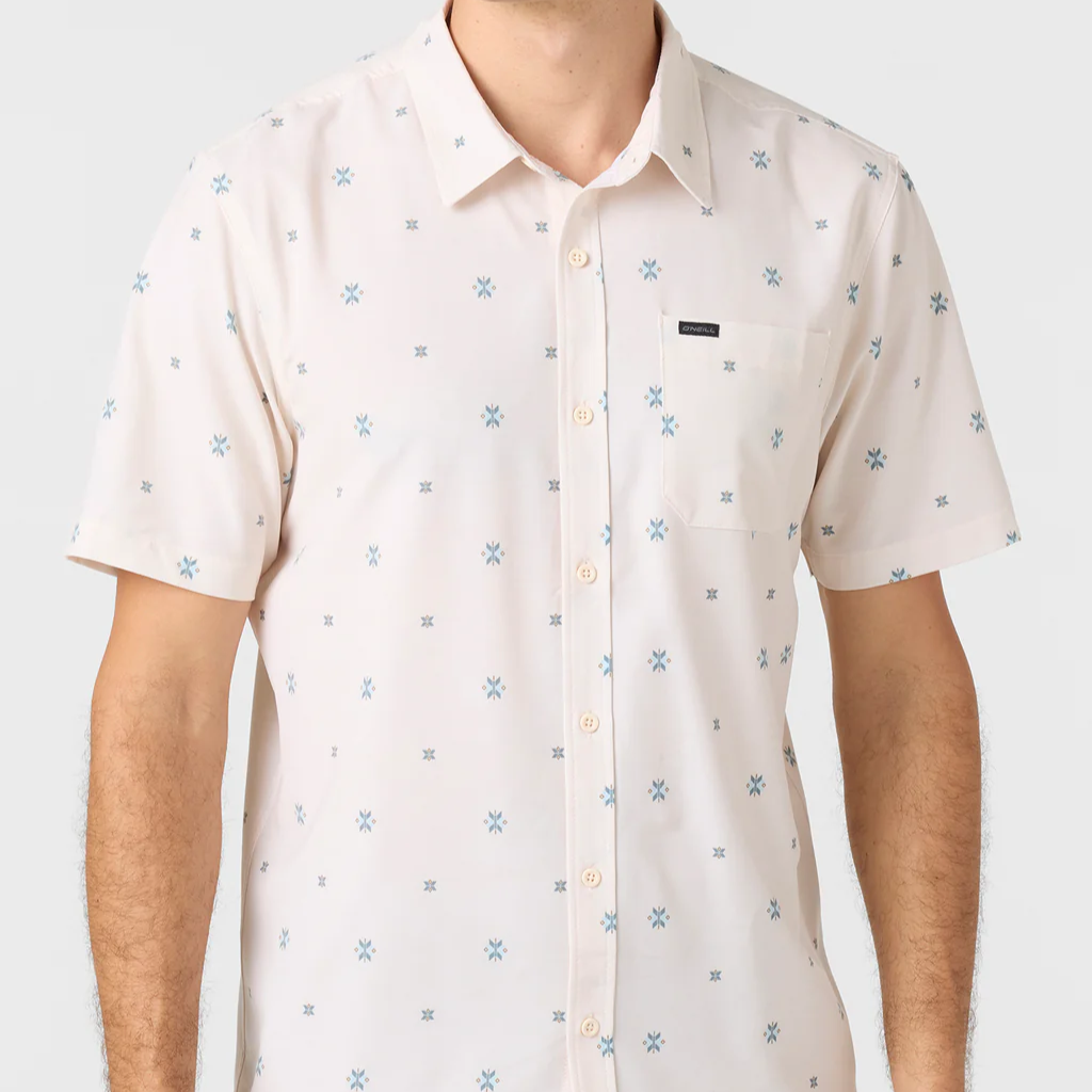 TRVLR UPF Traverse SS Relaxed